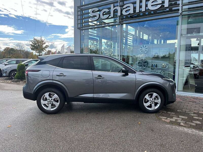 Nissan Qashqai 1.3 Hybrid Automatik - N-Connecta HeadUp