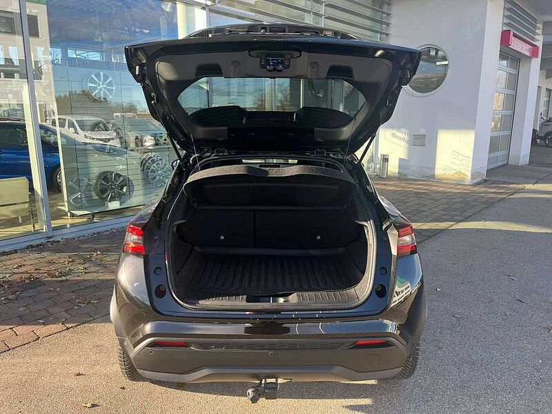 Nissan Juke 1.0 DIG-T Automatik - Tekna